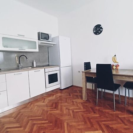 شقة بولا  في Apartman Dora المظهر الخارجي الصورة