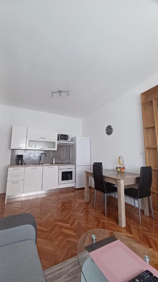 شقة بولا  في Apartman Dora المظهر الخارجي الصورة
